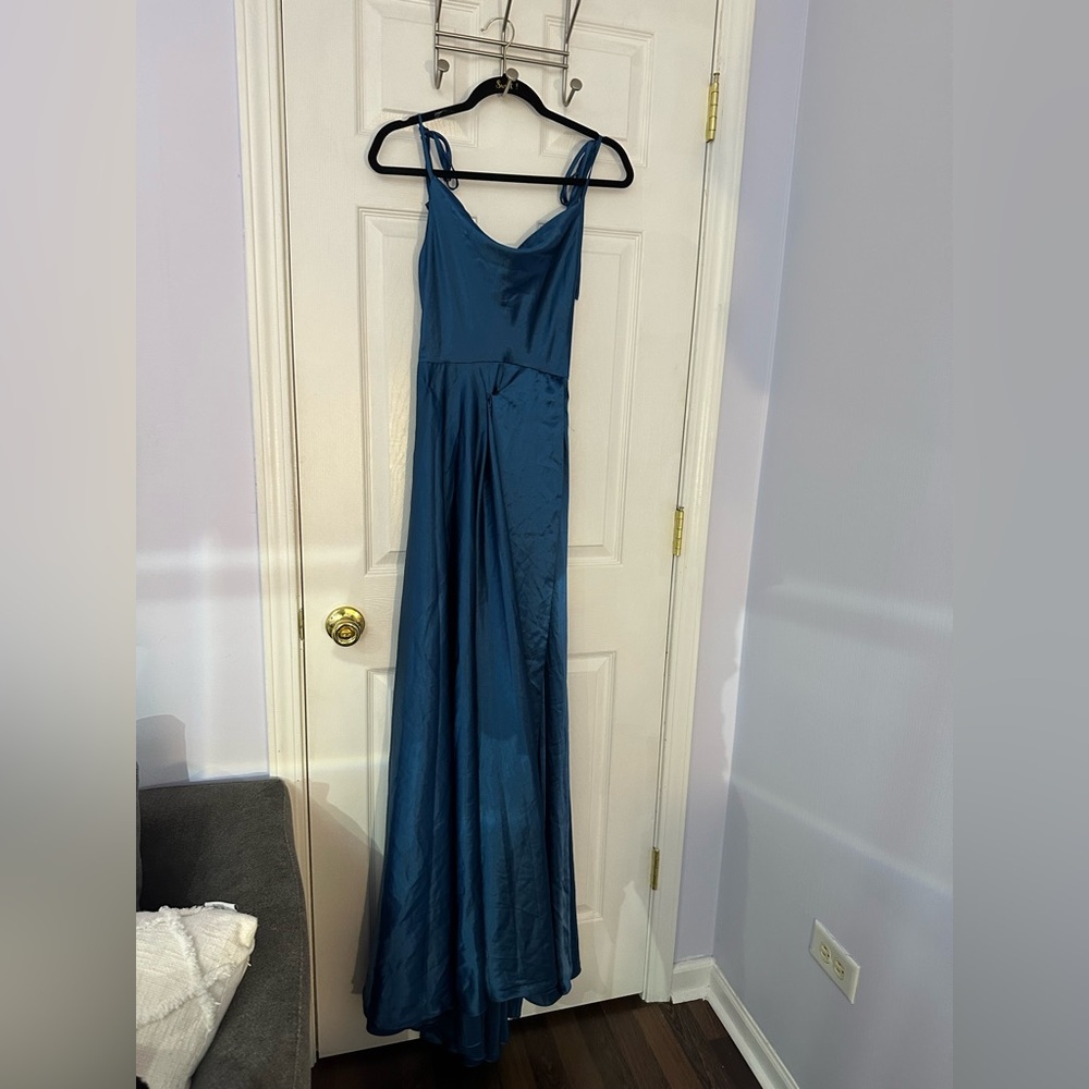 Cinderella Divine Dress (XS) - Picture 4 of 17